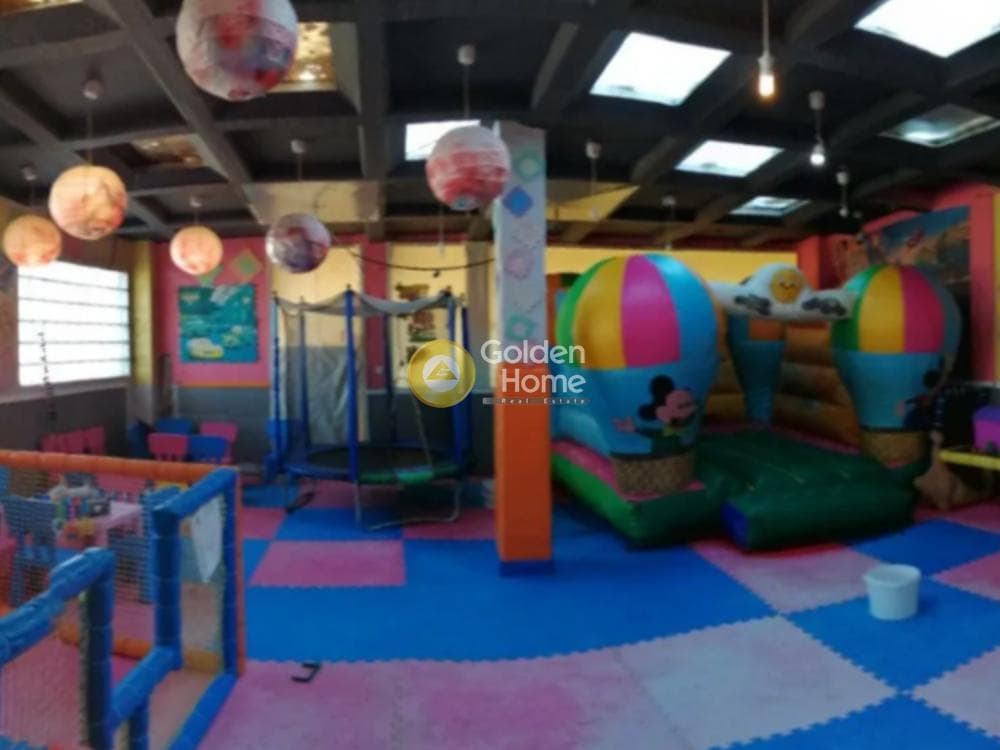 Retail Store in Plagiari, Mikra — Photo 13 of 22