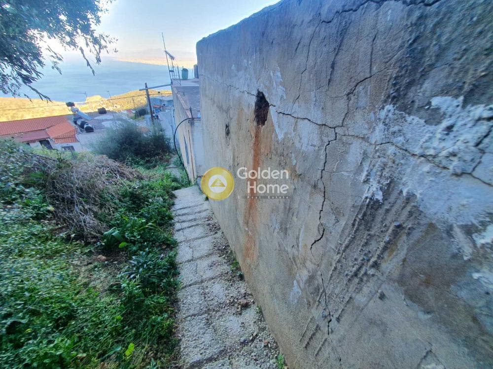 Building Plot in Rogdia, Gazi — Photo 1 of 3