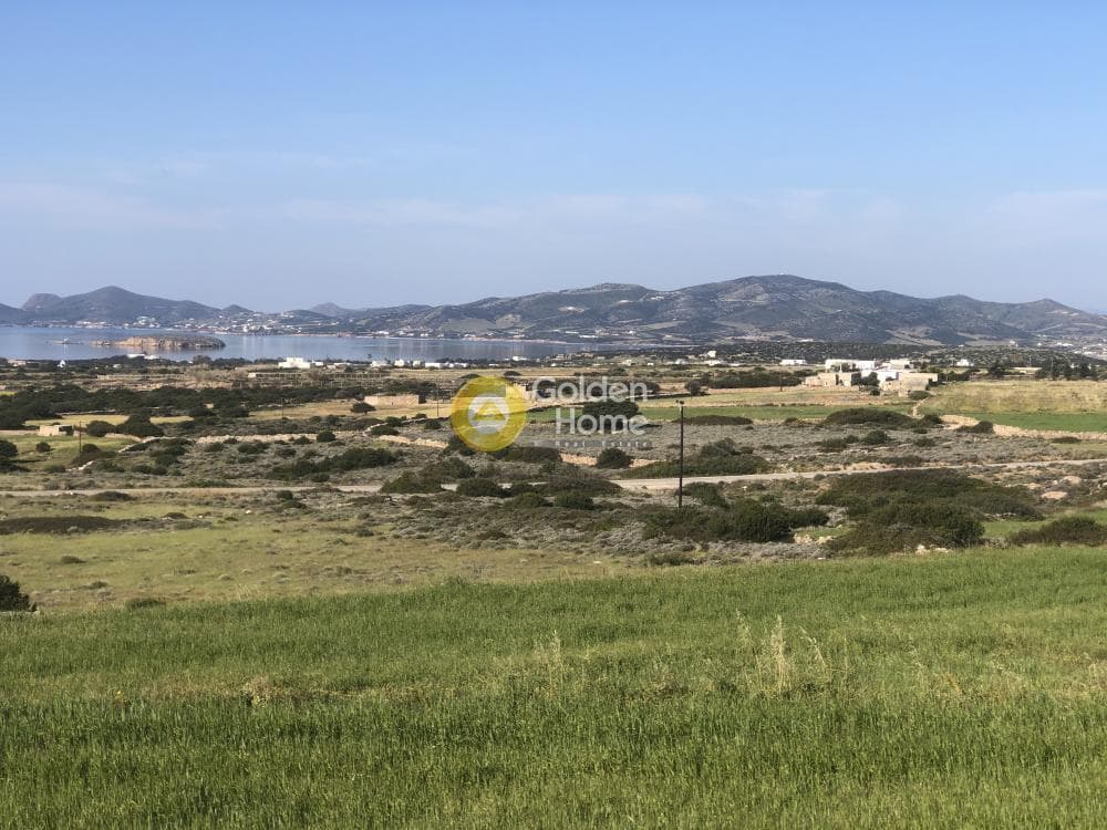 Parcel in Kamari, Paros — Photo 2 of 2