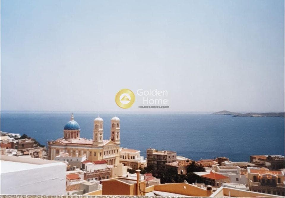 Building Plot in Ermoupoli, Syros — Photo 2 of 16