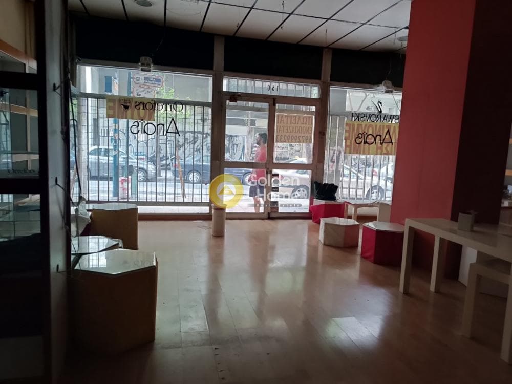 Retail Store in Plateia Koliatsou, Patision - Acharnon — Photo 2 of 12