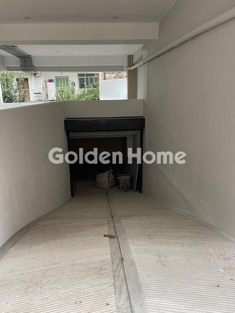 Apartment in Agios Sostis, Neos Kosmos — Photo 31 of 36