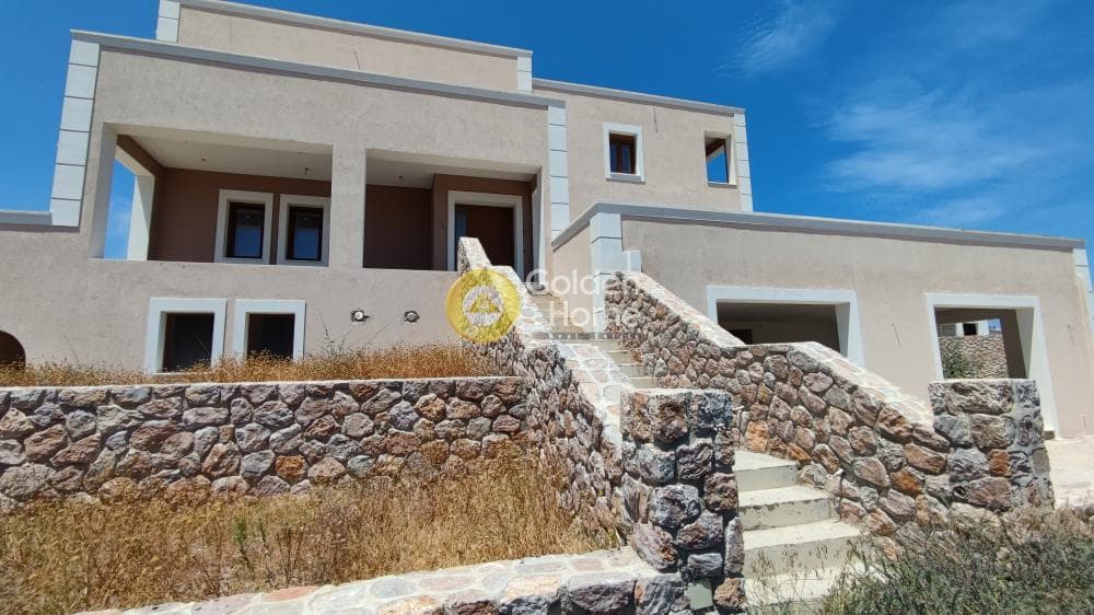 House in Thira, Santorini — Photo 3 of 22