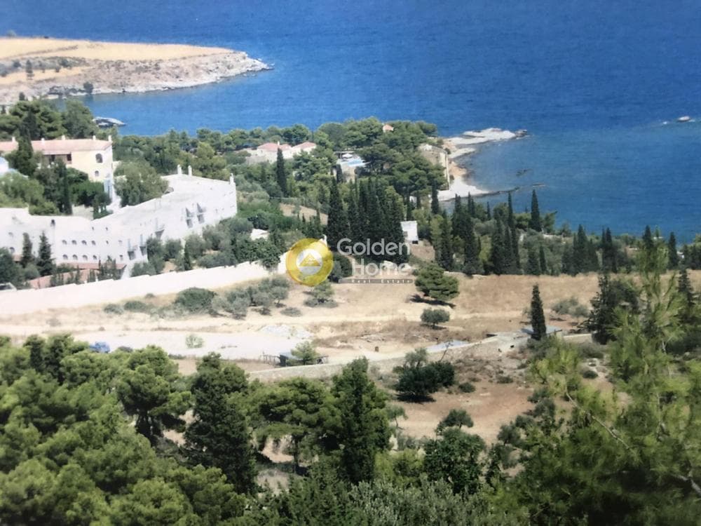 Parcel in Moni Agion Panton, Spetses — Photo 1 of 5