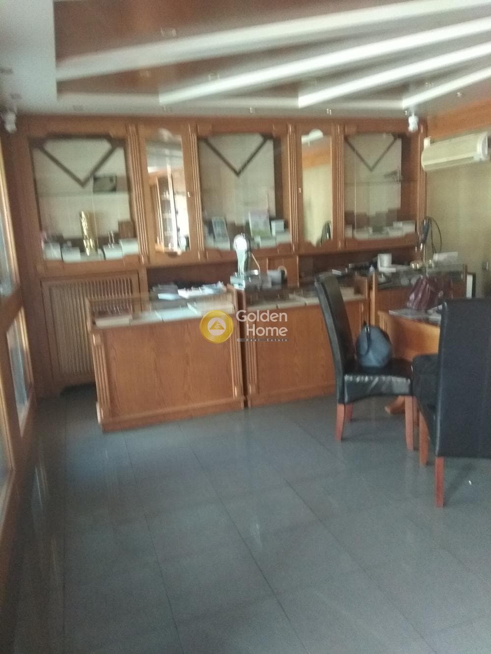 Retail Store in Agia Varvara Lykovrysis, Lykovrisi — Photo 14 of 17
