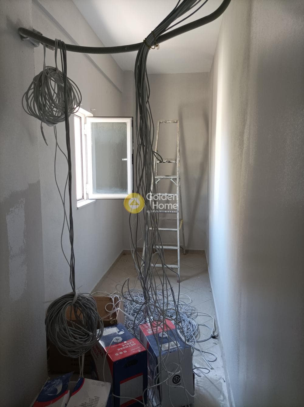 Office in Agios Fanourios, Agioi Anargiroi — Photo 9 of 22
