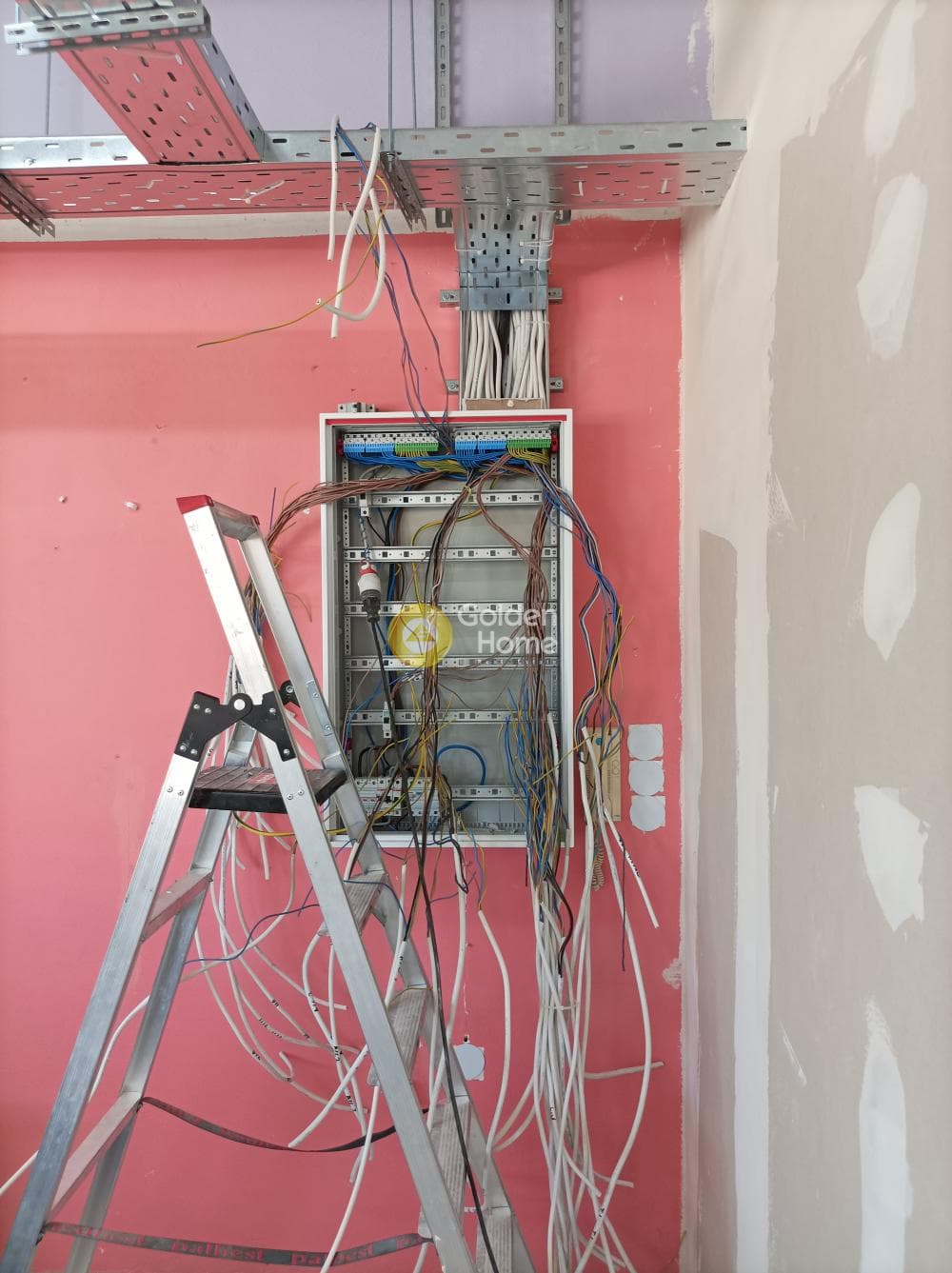 Office in Agios Fanourios, Agioi Anargiroi — Photo 15 of 17