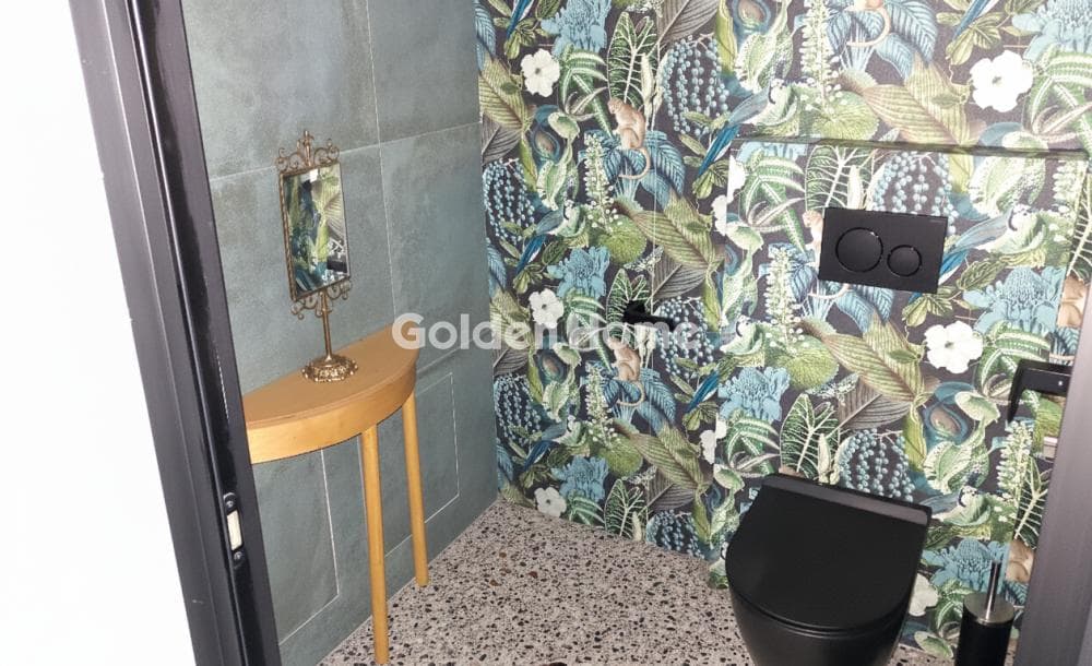 Retail Store in Kontopefko, Agia Paraskevi — Photo 4 of 6