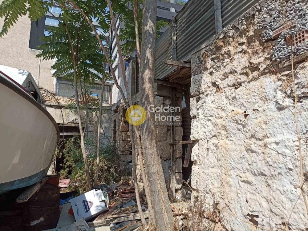 Building Plot in Agia Sofia, Piraeus — Photo 1 of 2