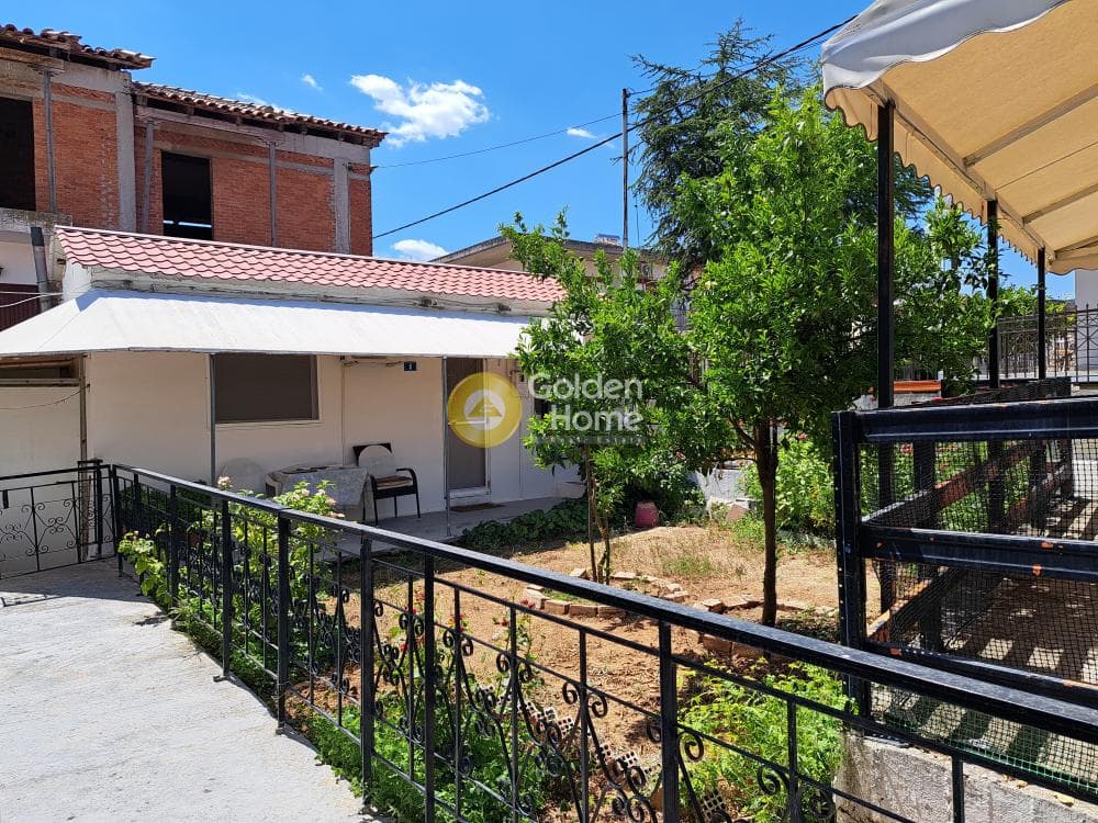 House in Center, Schimatari — Photo 3 of 26