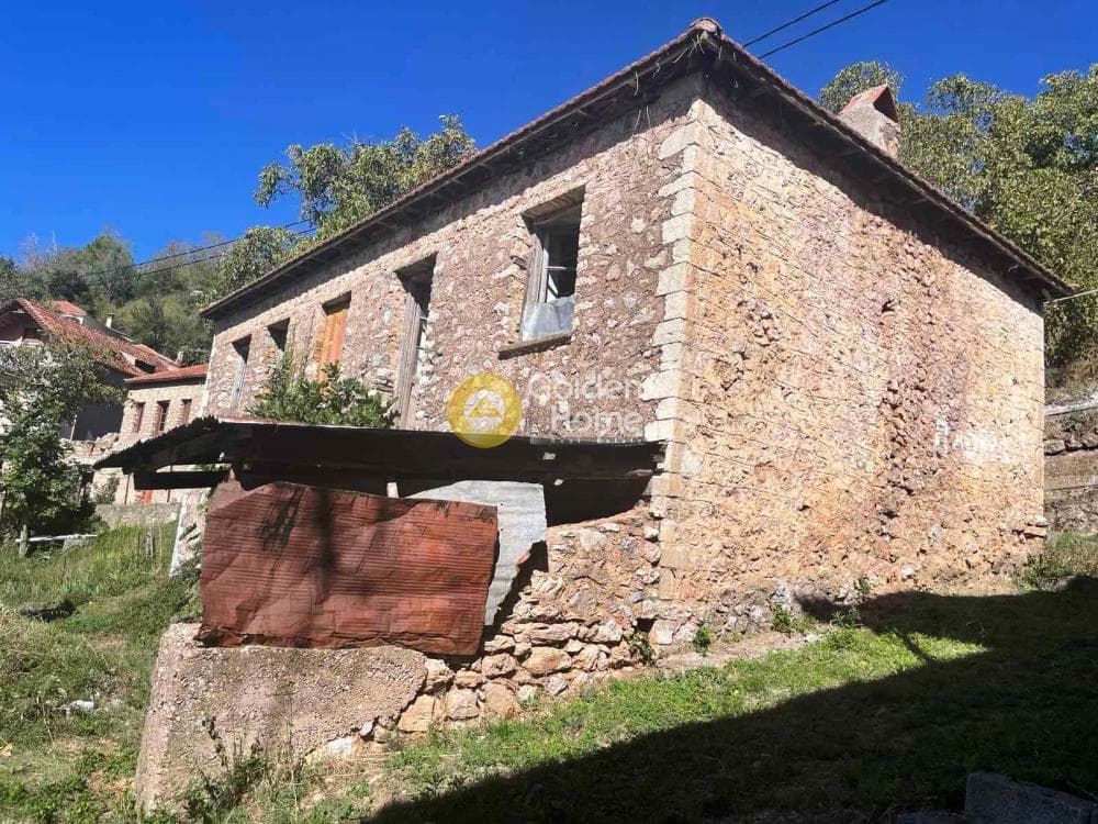 House in Kato Lousoi, Kalavrita — Photo 2 of 9