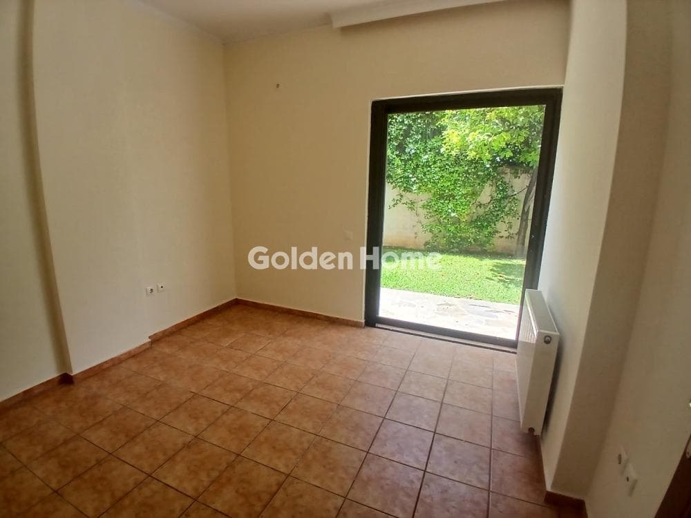 House in Center, Kifisia — Photo 15 of 18