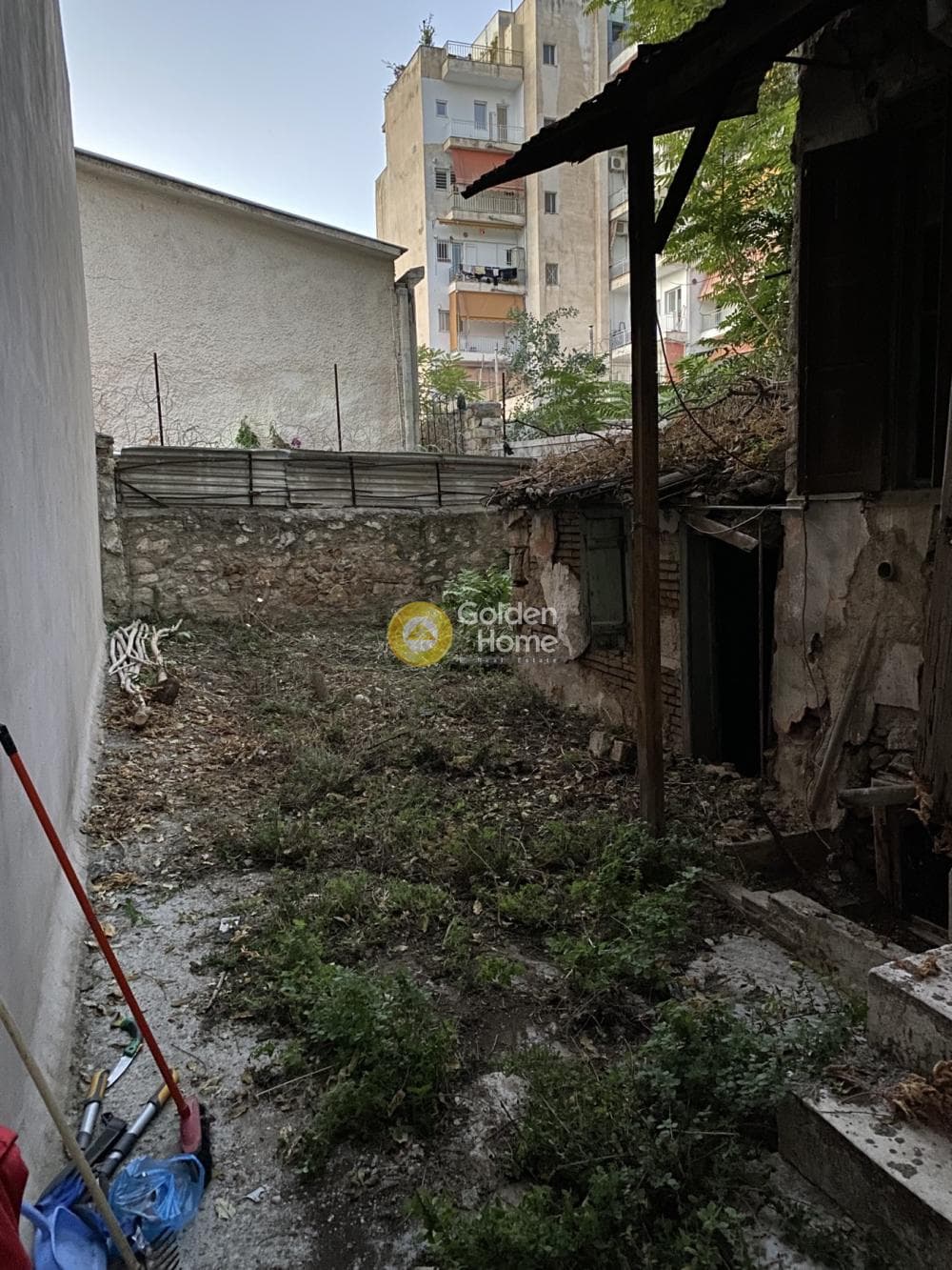 Οικόπεδο στην Ζώνη Χονδρεμπορίου, Εξάρχεια - Νεάπολη — Φωτογραφία 1 από 2