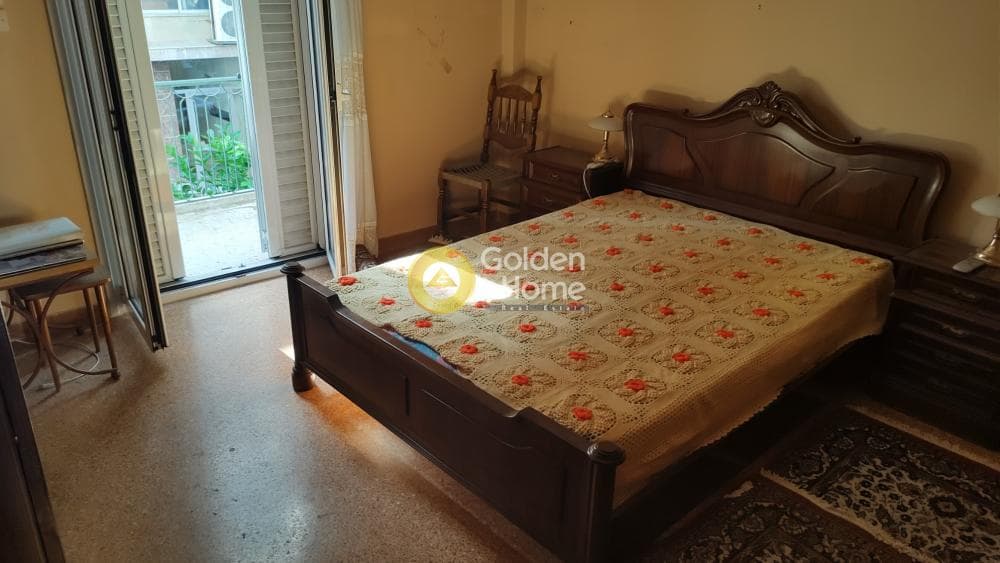 Apartment in Aspra Chomata, Nikaia — Photo 2 of 14