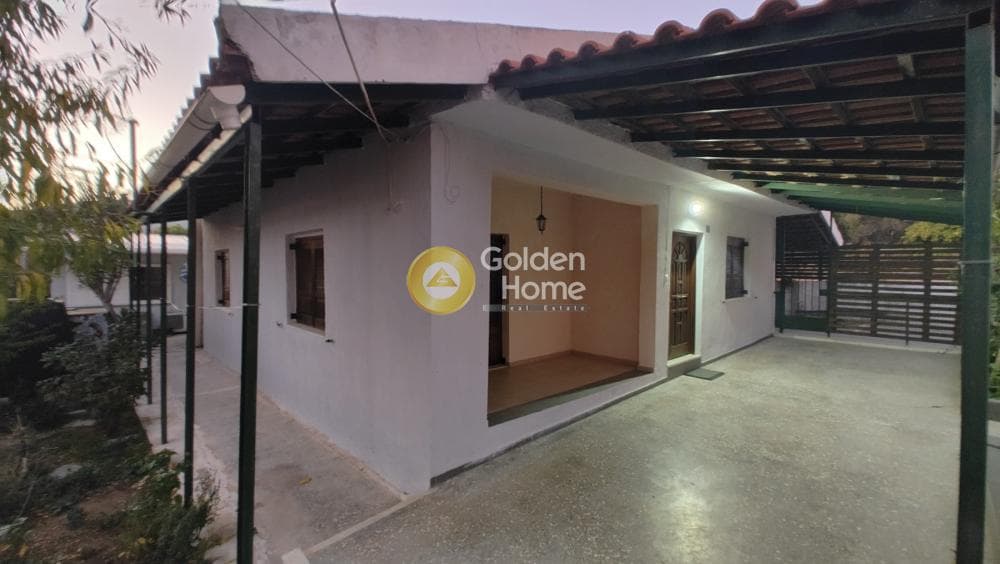 House in Megala Sxoinia A, Acharnes — Photo 1 of 5