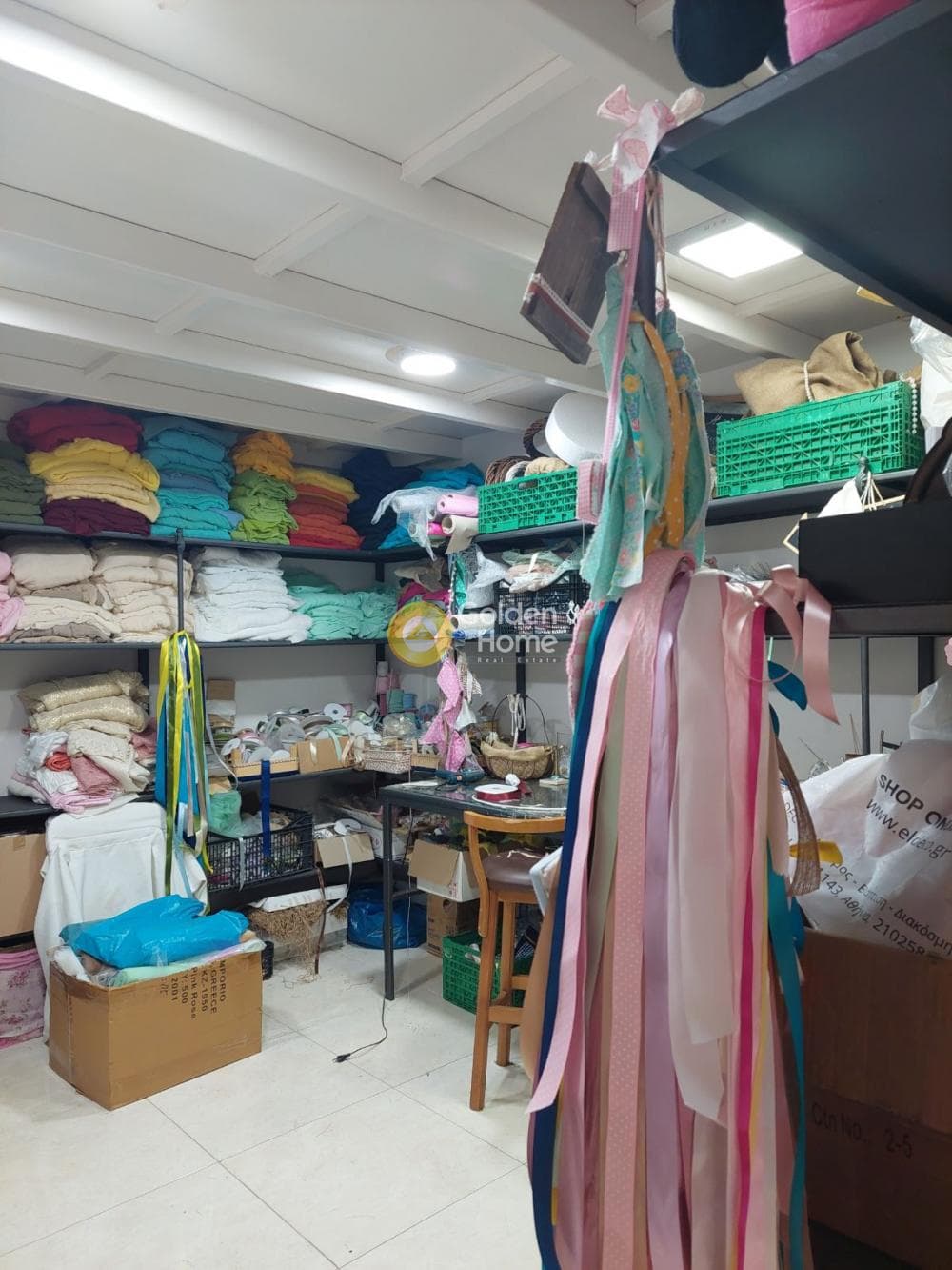 Retail Store in Palatiani, Ilion — Photo 13 of 16