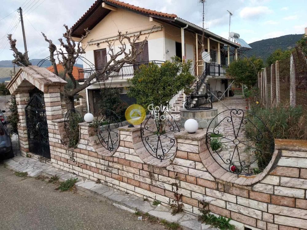 Μονοκατοικία στην Περιθώρι, Ευρωστίνη — Φωτογραφία 1 από 10