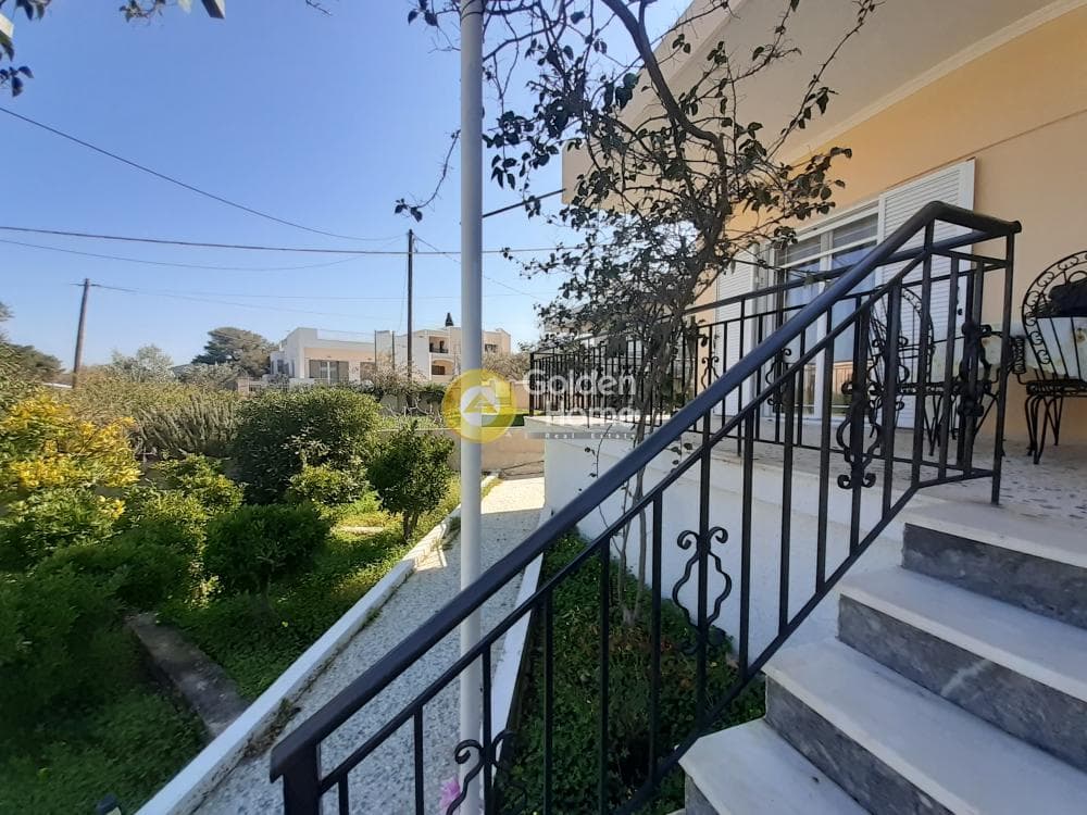 Μονοκατοικία στην Θερμά, Αίγινα — Φωτογραφία 1 από 24
