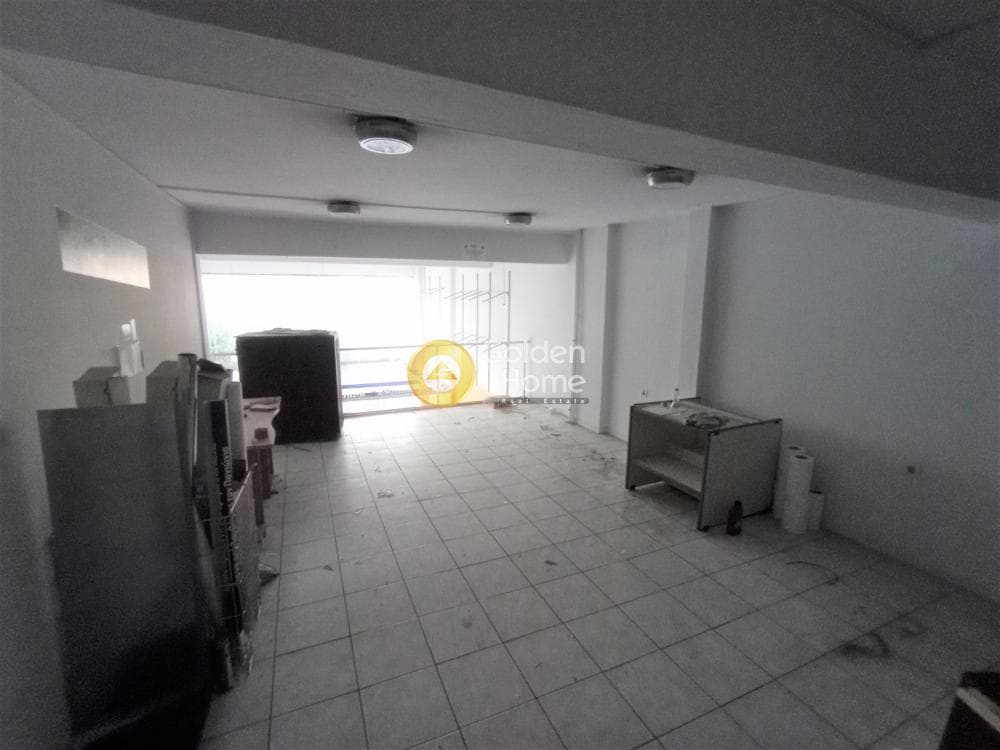 Retail Store in Center, Dafni — Photo 4 of 4