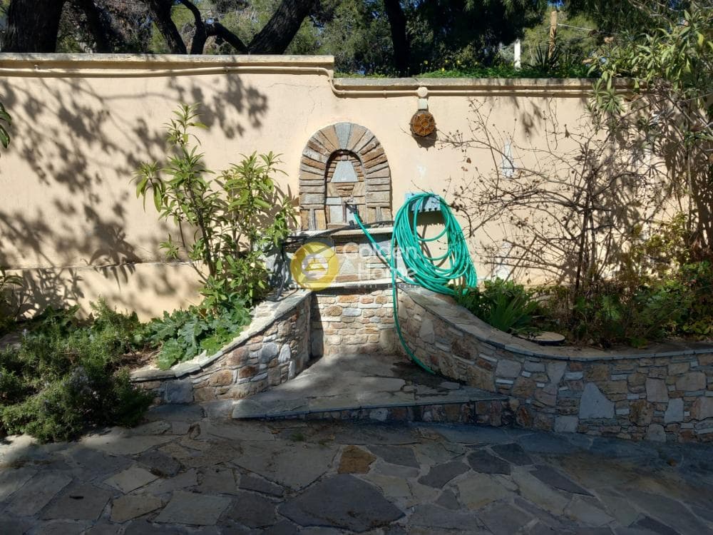 House in Center, Penteli — Photo 8 of 15