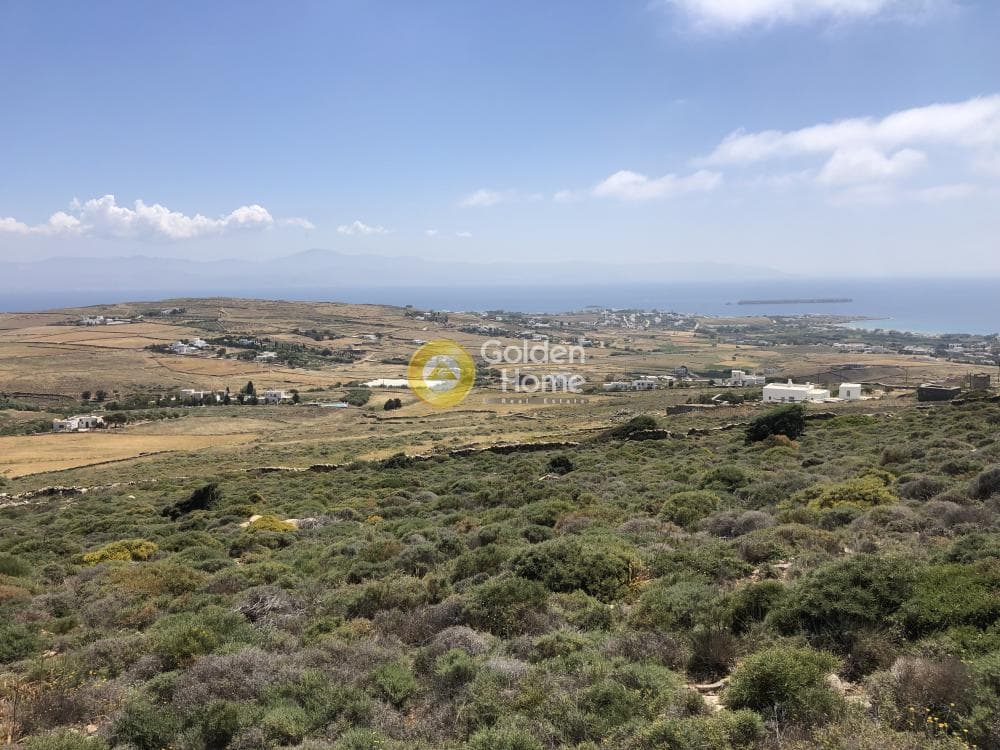 Parcel in Tzanes, Paros — Photo 1 of 13