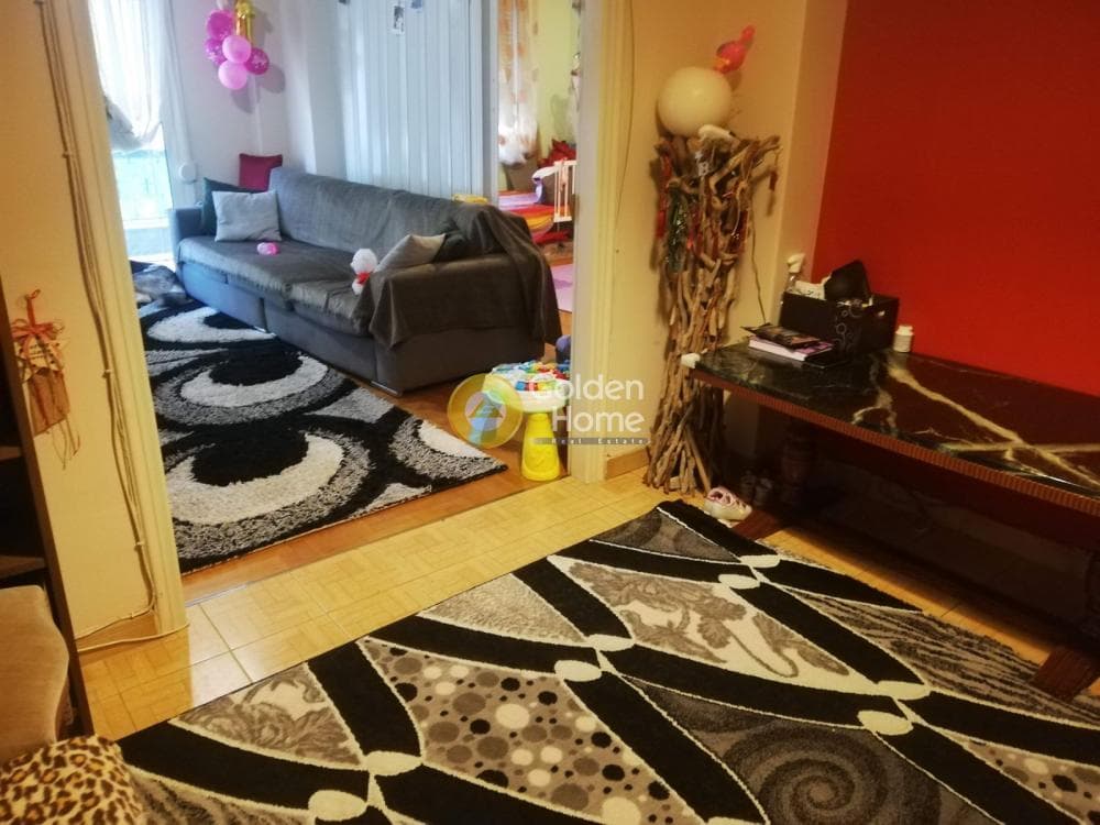 Apartment in Agios Panteleimonas, Attiki — Photo 1 of 13