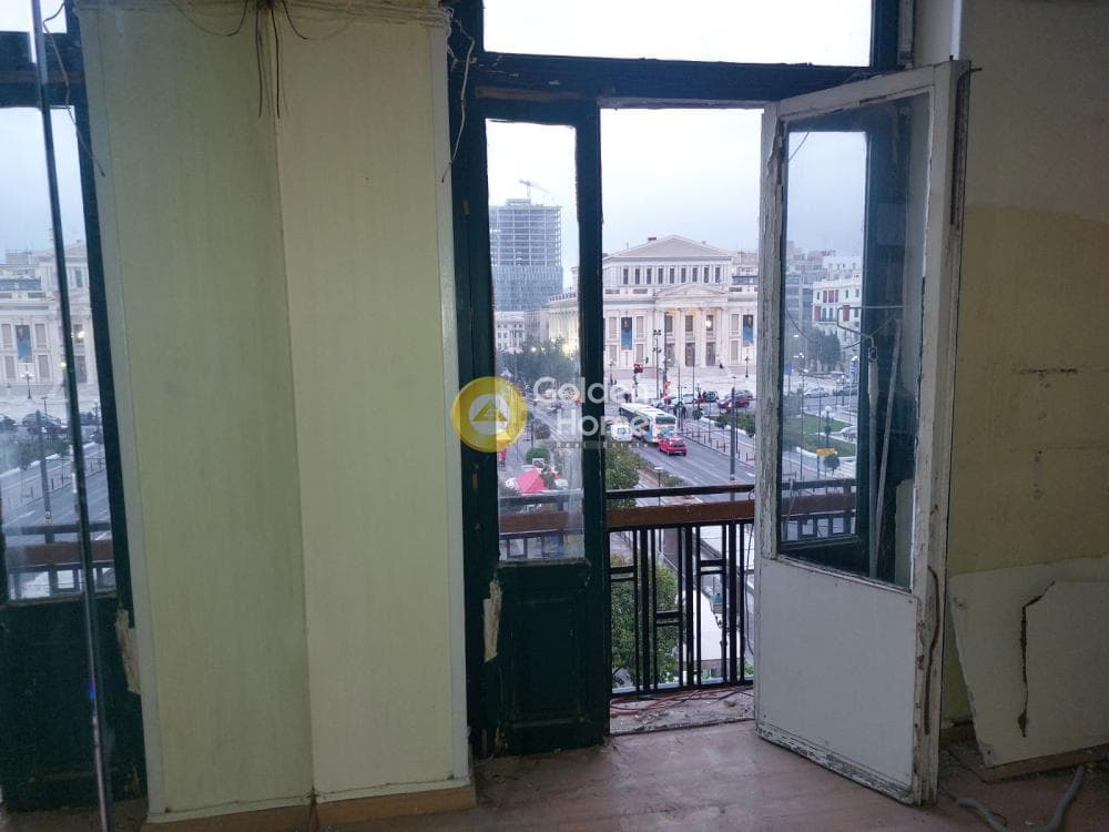 Retail Store in Diilistiria, Piraeus — Photo 8 of 22