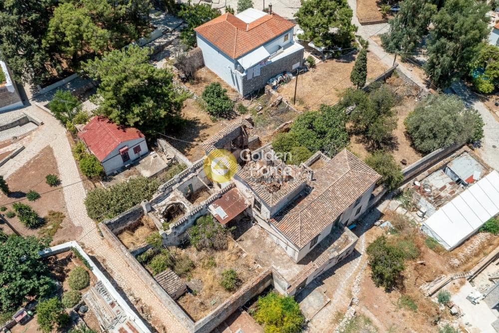House in Moni Agias Efpraxias, Hydra — Photo 16 of 16