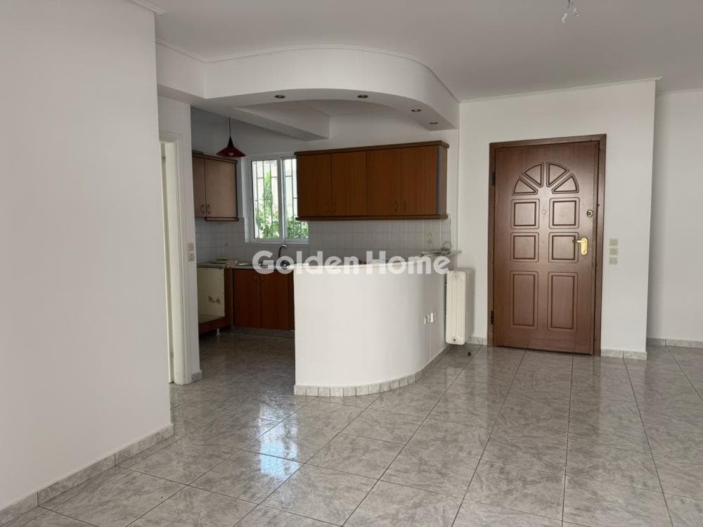 Apartment in Agios Ioannis, Neos Kosmos — Photo 3 of 11