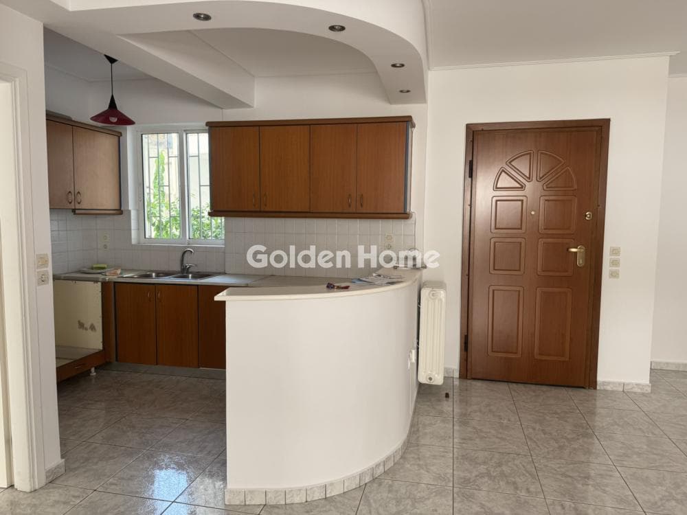 Apartment in Agios Ioannis, Neos Kosmos — Photo 7 of 11