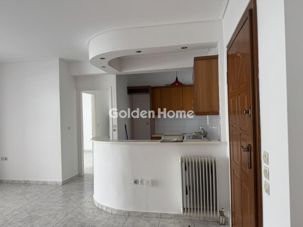 Apartment in Agios Ioannis, Neos Kosmos — Photo 10 of 11