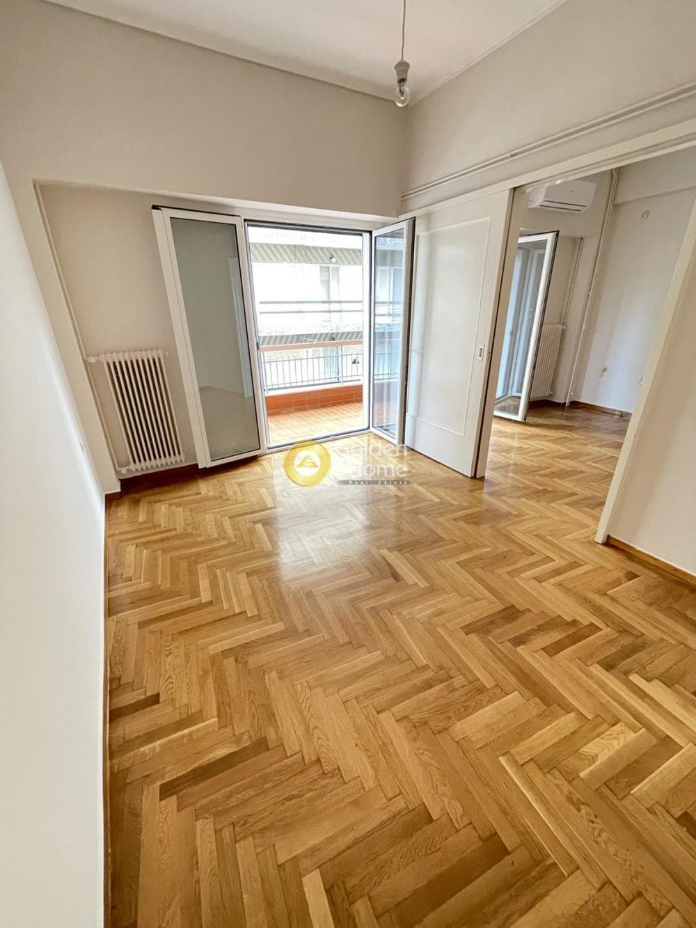 Apartment in Politechnioupoli, Zografou — Photo 1 of 25