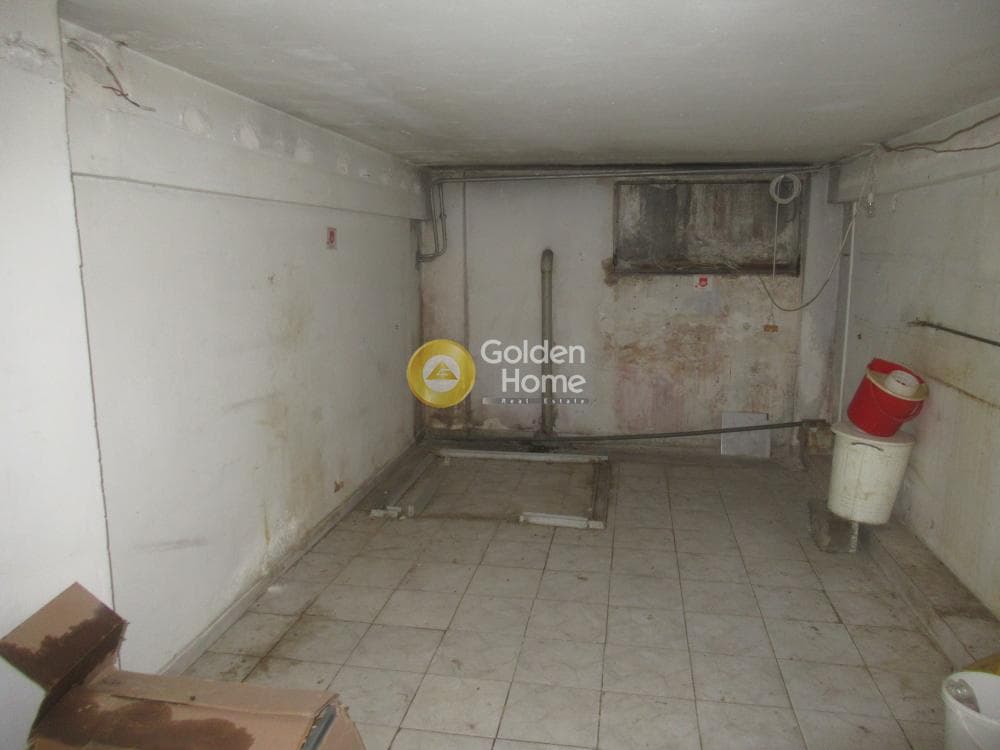 Retail Store in Varnava, Ekali — Photo 10 of 11