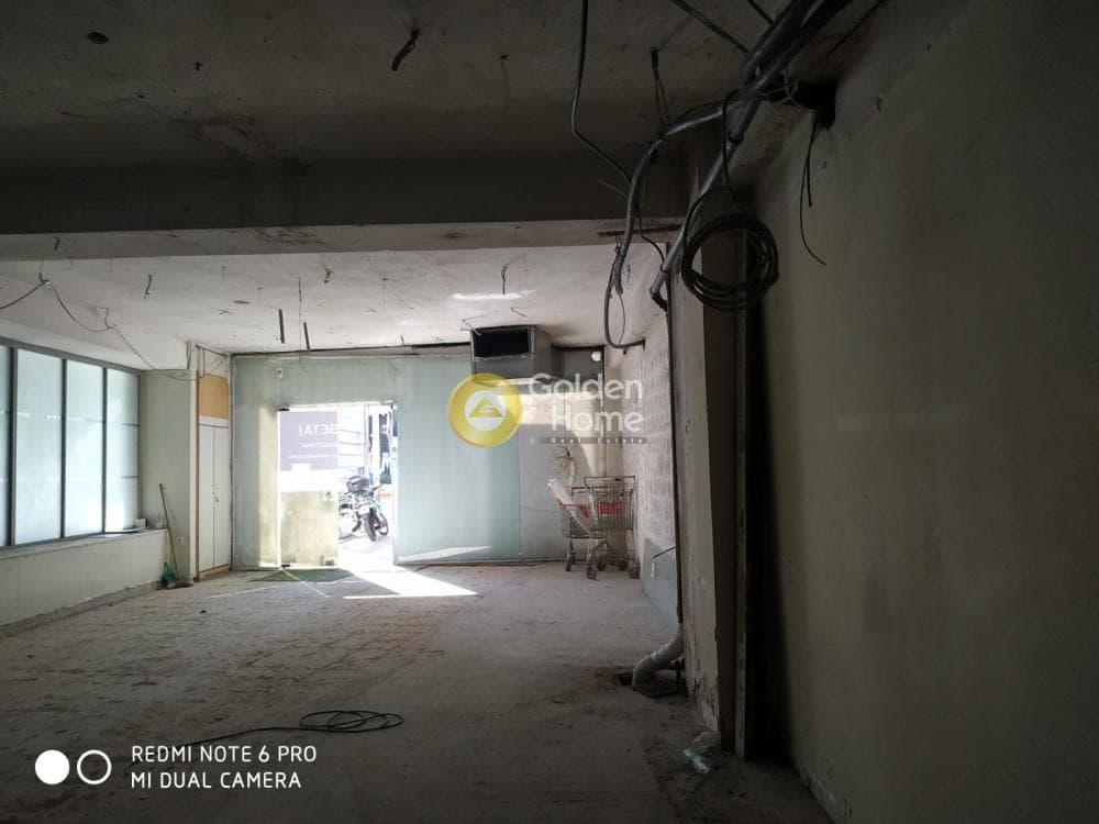 Κατάστημα στην Τζιτζιφιές, Μοσχάτο — Φωτογραφία 3 από 4