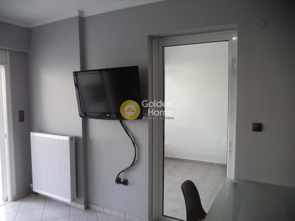 Apartment in Center, Aigio — Photo 17 of 25