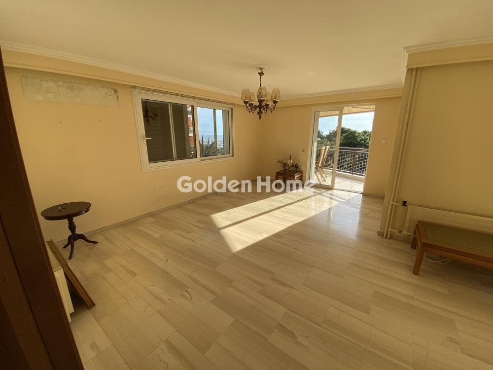 Apartment in Ampelakia, Alimos — Photo 1 of 28