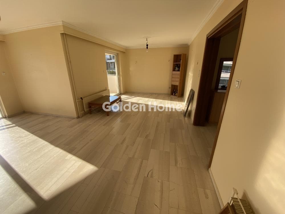 Apartment in Ampelakia, Alimos — Photo 2 of 28