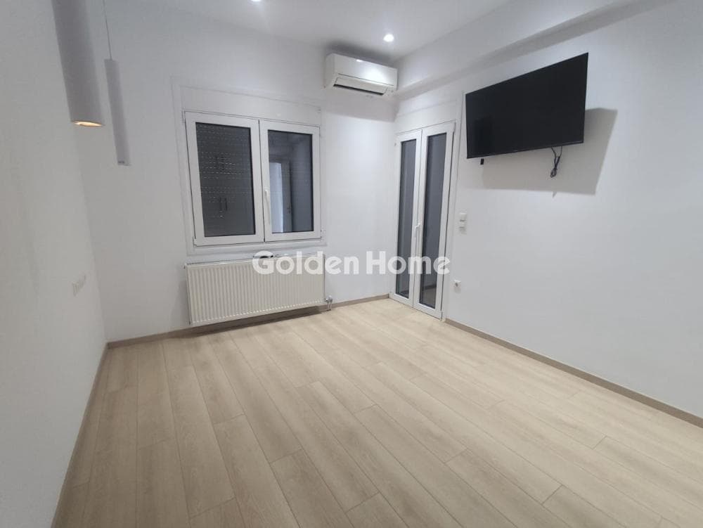 Apartment in Center, Voula — Photo 10 of 14