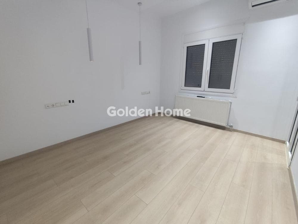 Apartment in Center, Voula — Photo 12 of 14