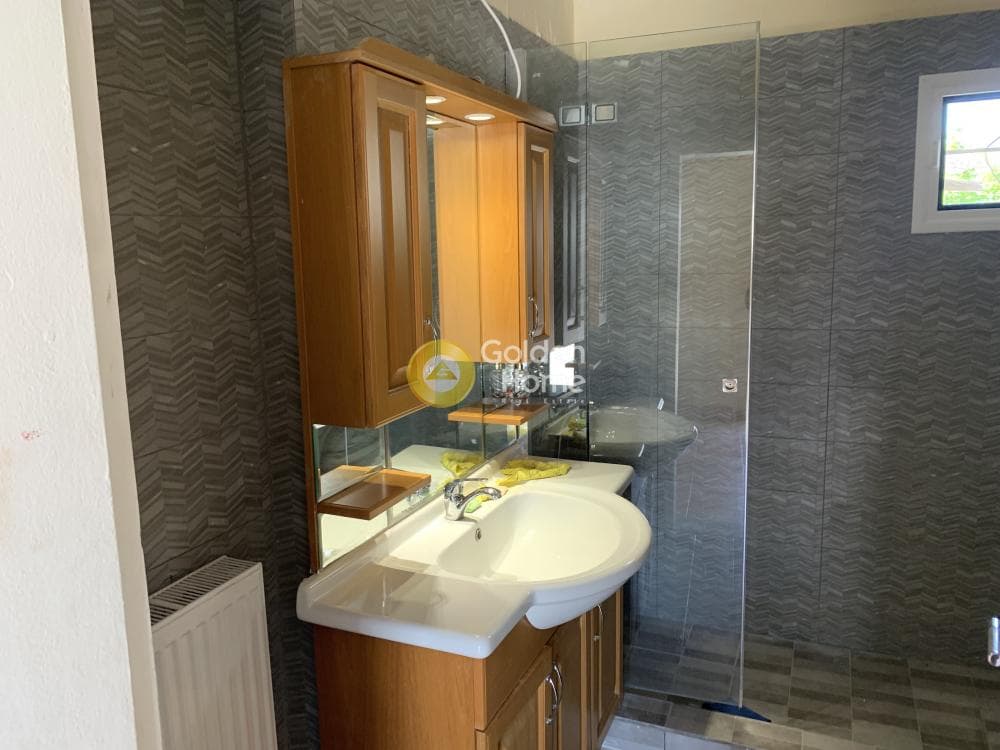Apartment in Varis Koropiou Avenue, Vari - Varkiza — Photo 3 of 5