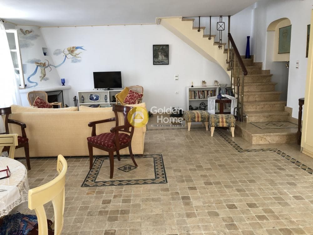 House in Agios Nektarios, Poros — Photo 5 of 25