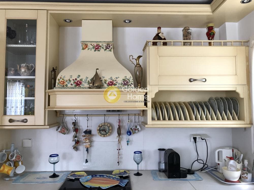 House in Agios Nektarios, Poros — Photo 4 of 25