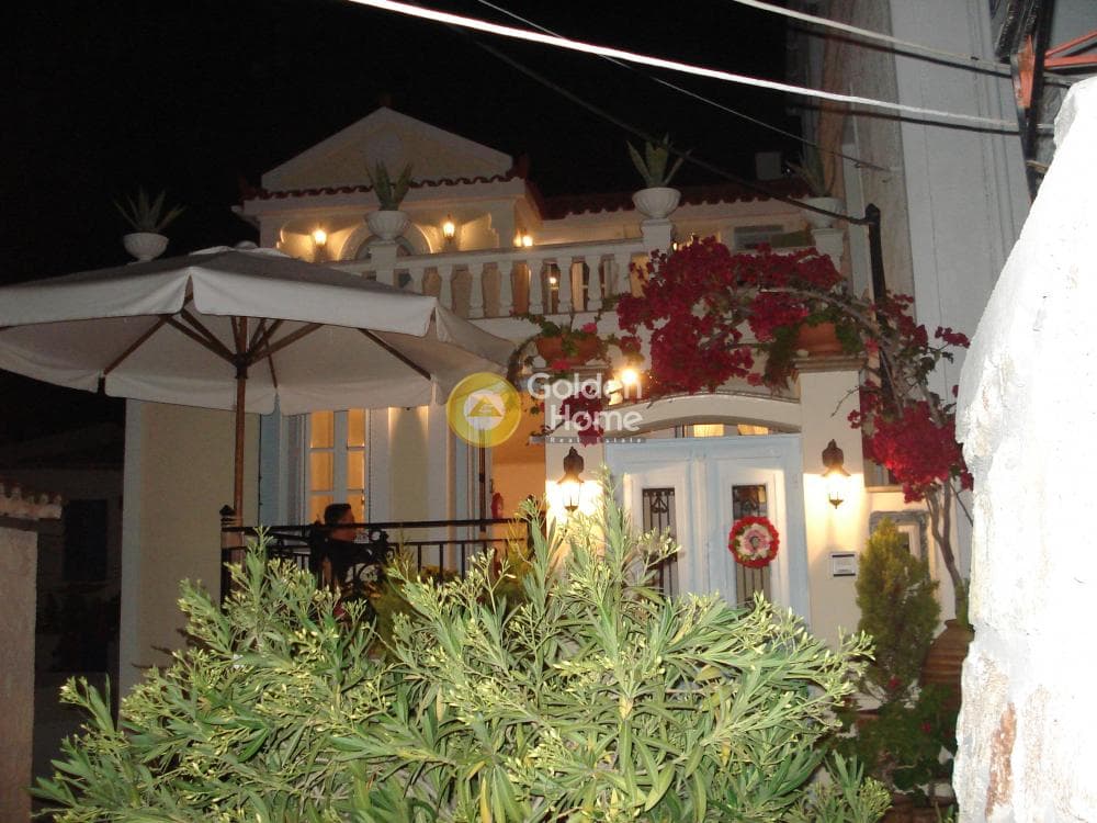 House in Agios Nektarios, Poros — Photo 12 of 25