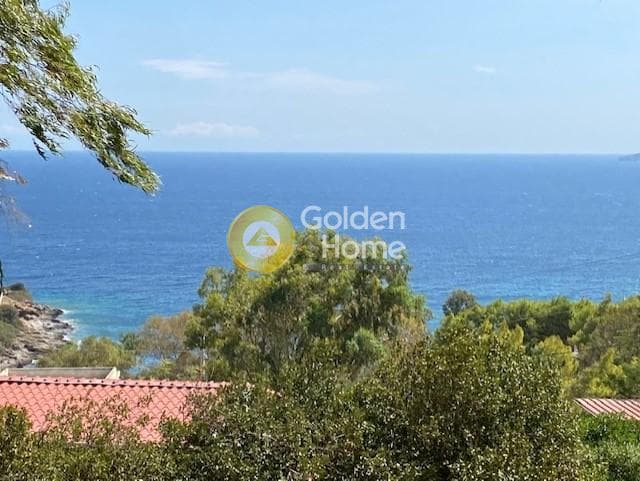House in Mikrolimano, Lavrio — Photo 1 of 61
