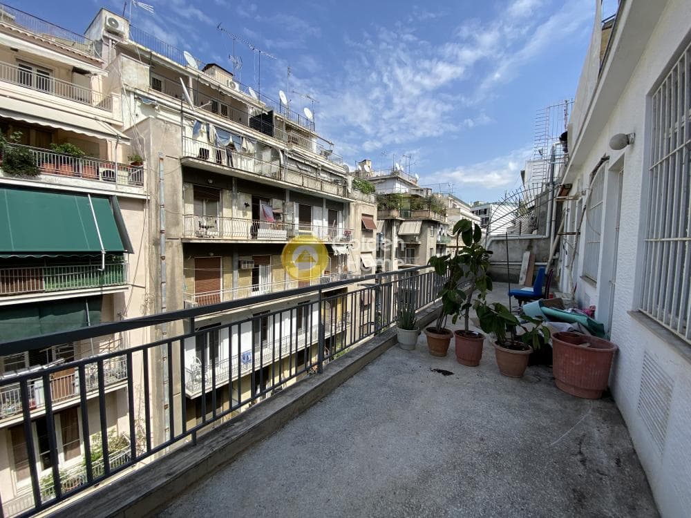 Διαμέρισμα στην Πολυτεχνείο, Εξάρχεια - Νεάπολη — Φωτογραφία 1 από 5