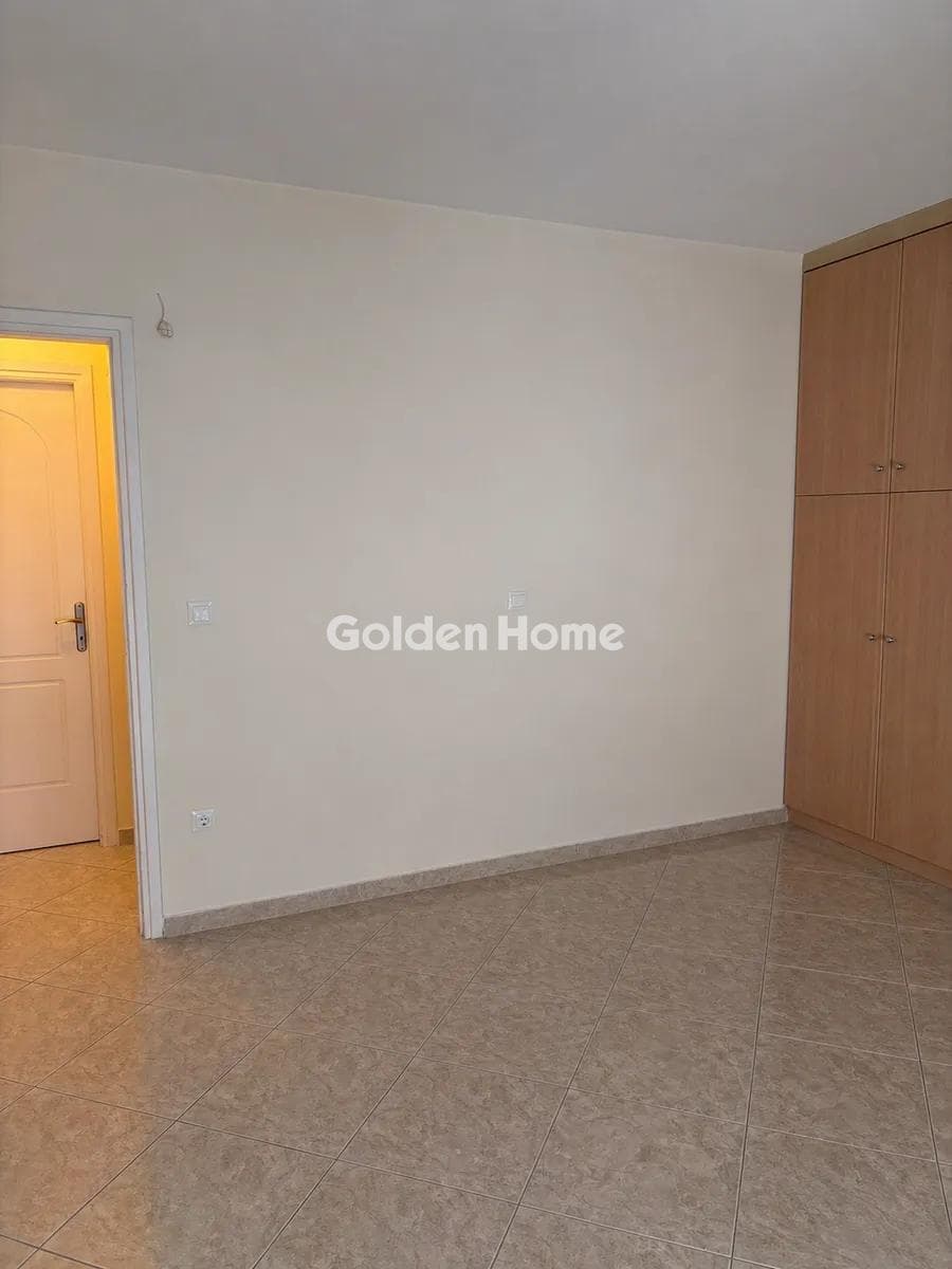 Apartment in Stathmos, Attiki — Photo 11 of 11