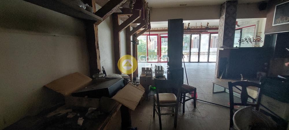 Κατάστημα στην Αμφιάλη, Κερατσίνι — Φωτογραφία 2 από 17