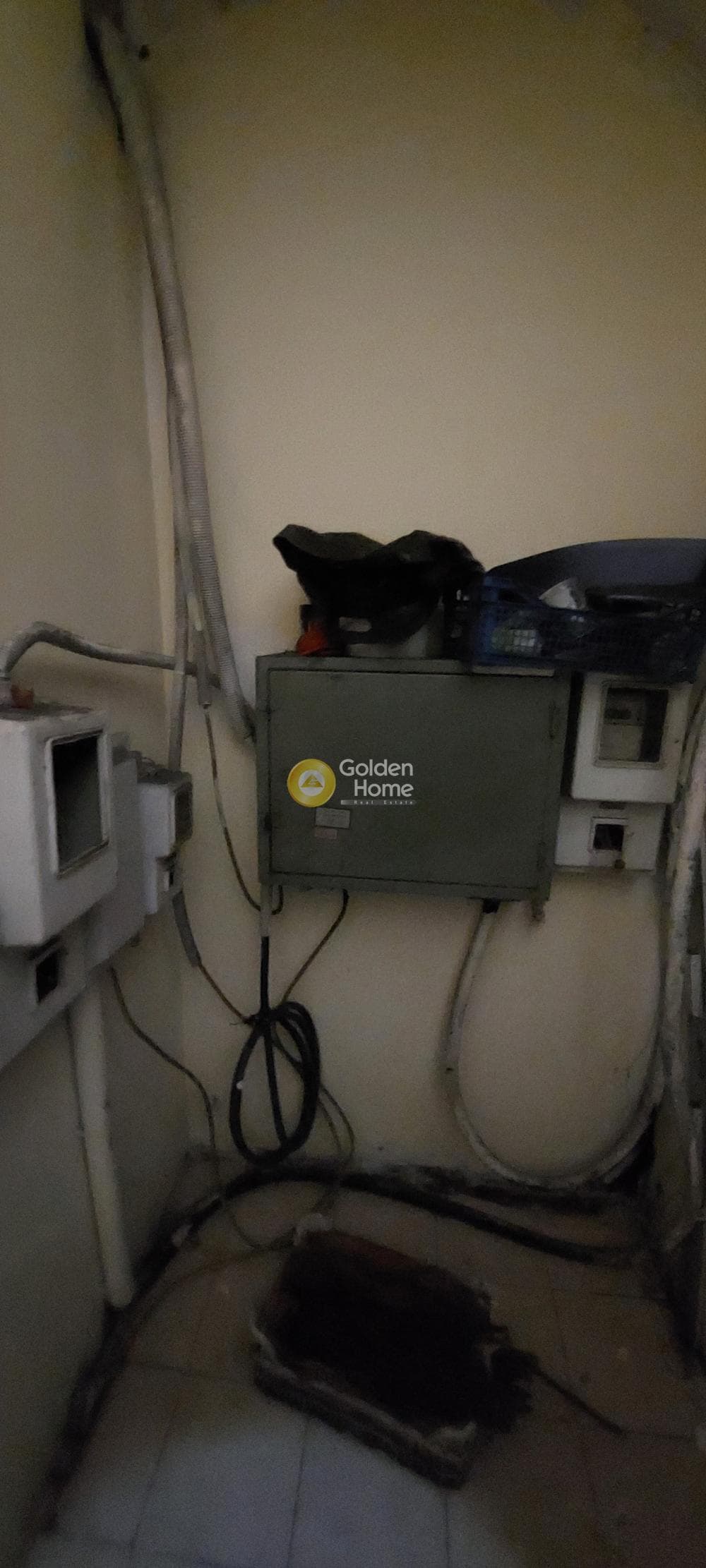Κατάστημα στην Αμφιάλη, Κερατσίνι — Φωτογραφία 17 από 17