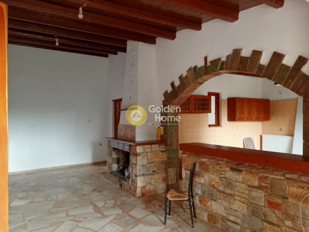 House in Kamariza, Lavrio — Photo 1 of 15