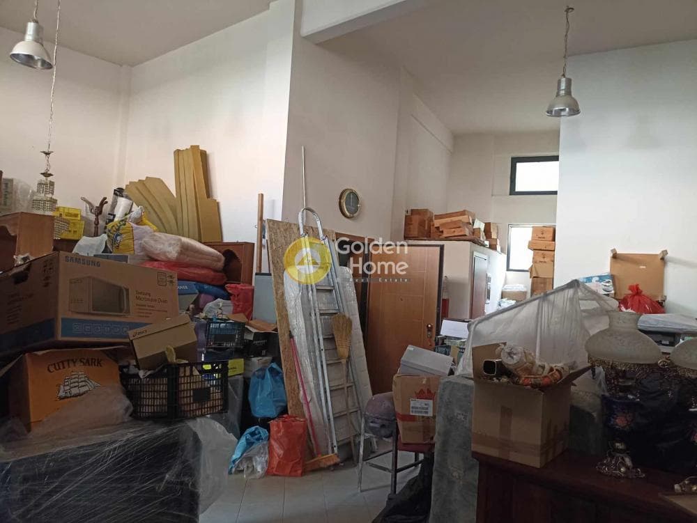 Κατάστημα στην Πλατεία Μέμου, Κορυδαλλός — Φωτογραφία 2 από 4